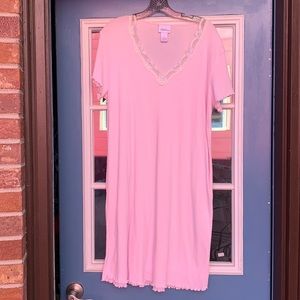 3 nightgowns light pink and white